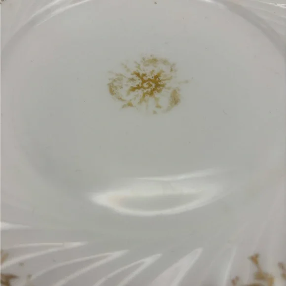 Salesman Limoges Elegant White Porcelain Plate - Picture 3 of 12